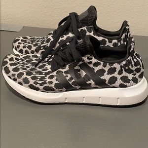 Adidas black and grey animal print size 7